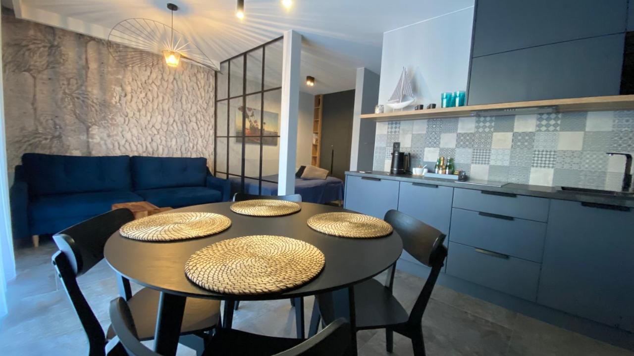 Apartament Magma Z Basenem Morska Klifowa Rewal Buitenkant foto